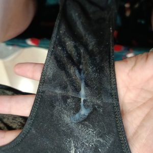 Bragas de segunda mano — Lola amor